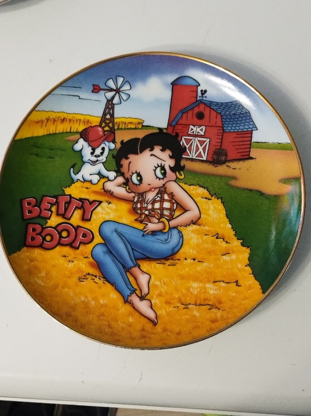 1994 "Barnyard Beauty" Limited Edition Betty Boop Plate With 23 Karat Gold Trim